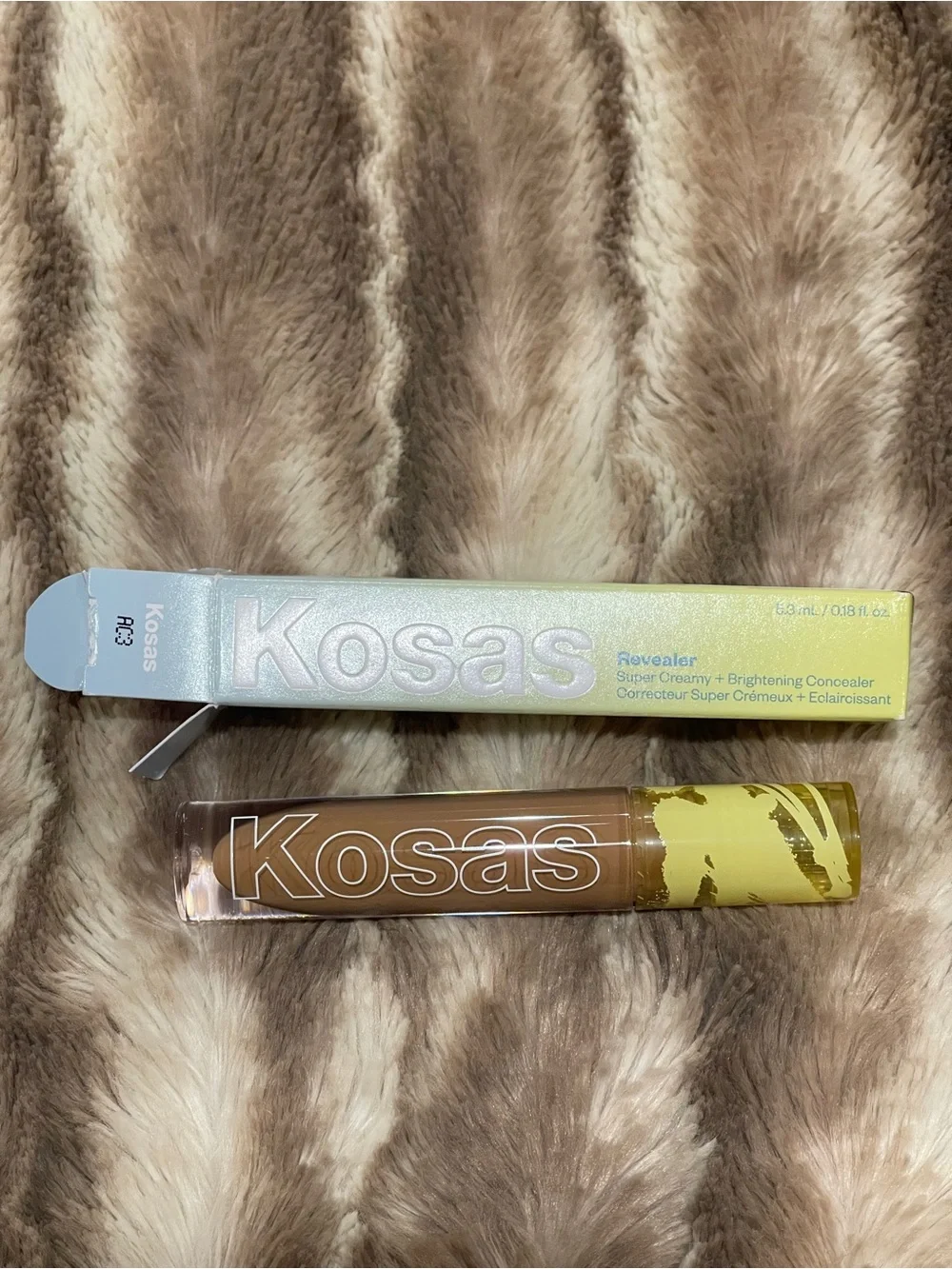 Kosas Revealer Super Creamy + Brighteno Concealer in 7.8N Medium Deep Neutral